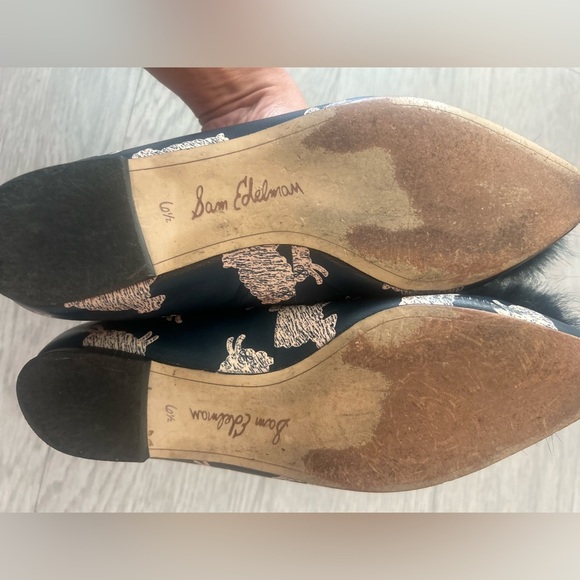Sam Edelman Pointy Toe Flats Navy Sheep Print with Poms Size 6.5 - Picture 6 of 6